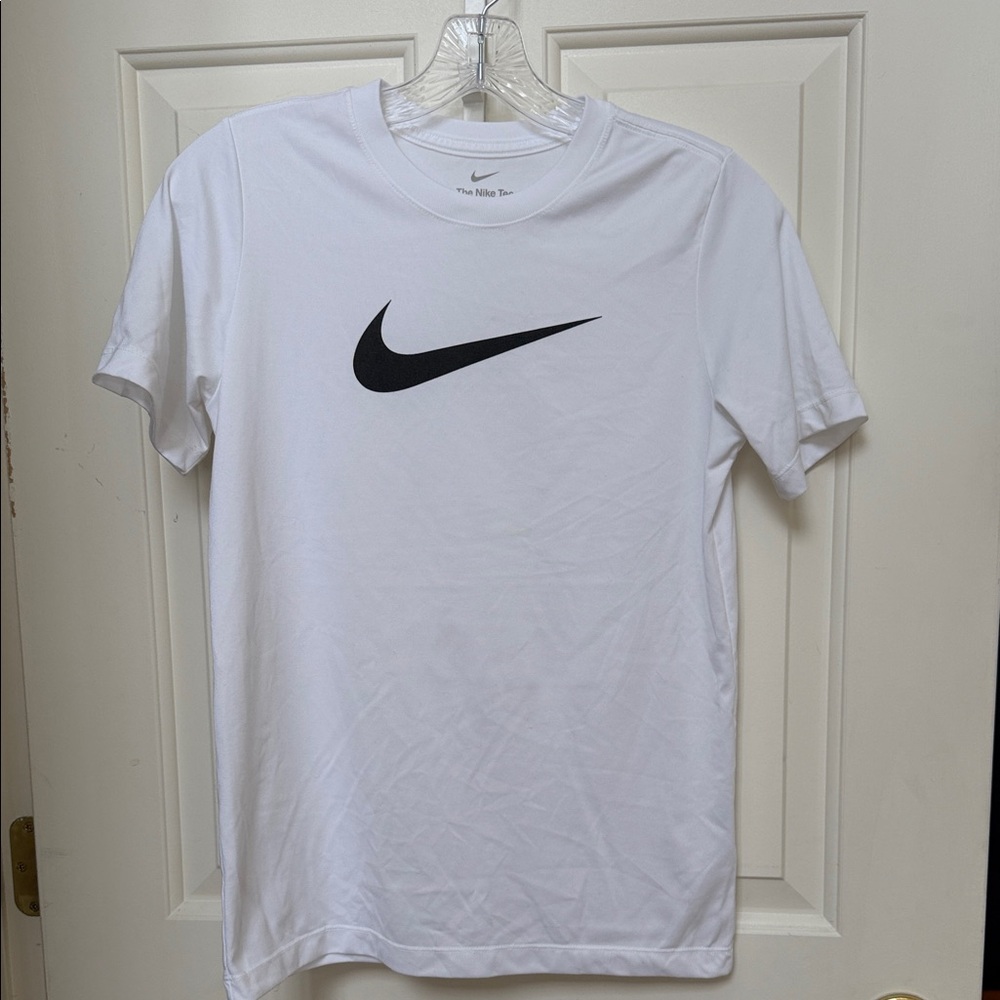 Nike drifit tshirt